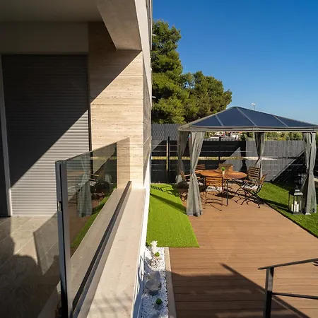 Διαμέρισμα S5 By Belmont Realty *