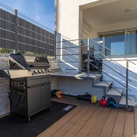 S5 By Belmont Realty *