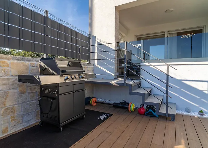 S5 By Belmont Realty *